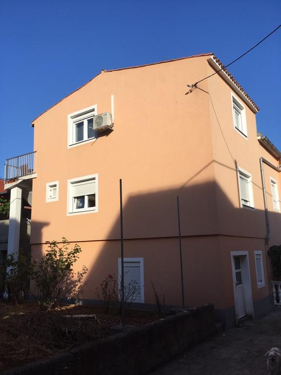 Centre Apartment Božava Eksteriør bilde